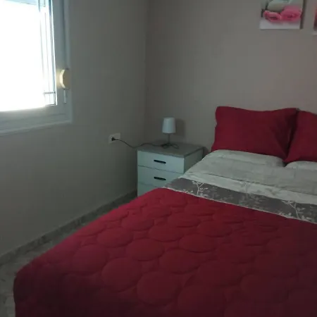 Charming 2-Bed House In Veroia
